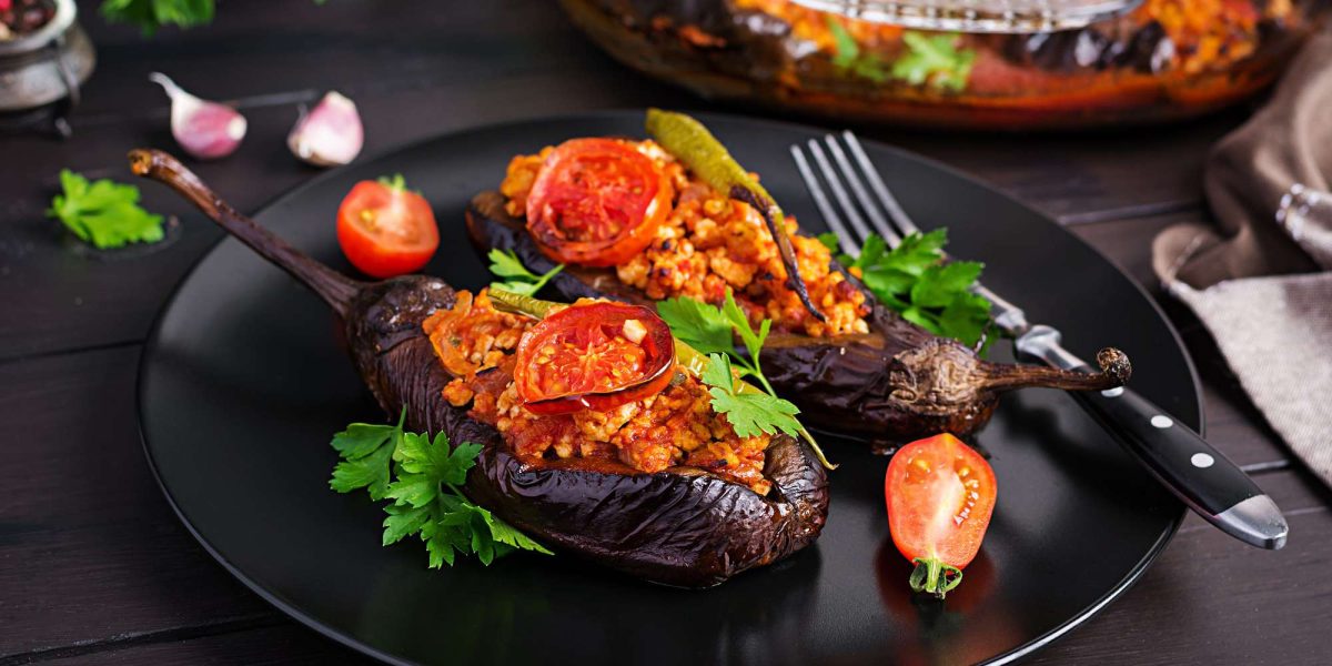 Vinete umplute cu carne, după rețeta turcească! Un preparat ce se gătește rapid și e foarte gustos!