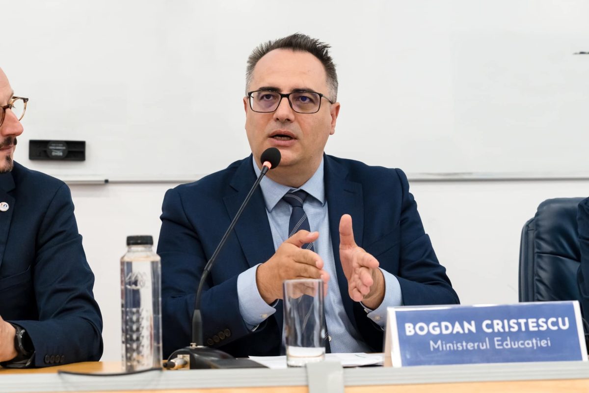 Profesorul ieșean Bogdan Cristescu nu mai este secretar de stat în Ministerul Educației. Decizia, publicată în Monitorul Oficial al României