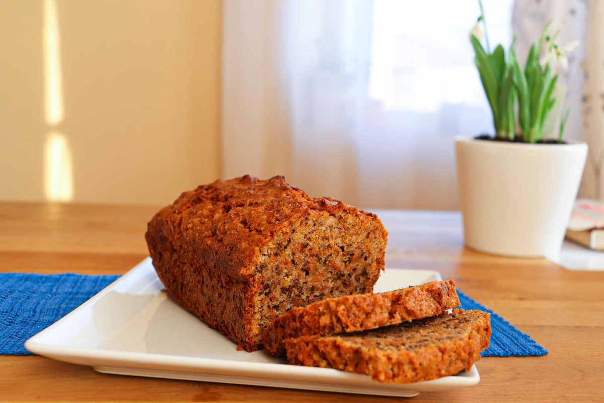 Iată cum poți prepara un chec cu morcovi delicios