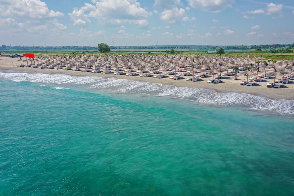 Meteorologii AccuWeather au publicat prognoza detaliată pentru luna iulie 2025. Care este perioada perfectă pentru vacanță