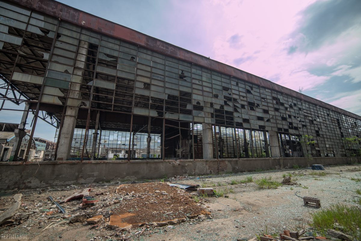 S-a demolat o fabrică de tradiție din România! Ce se va construi în locul ei