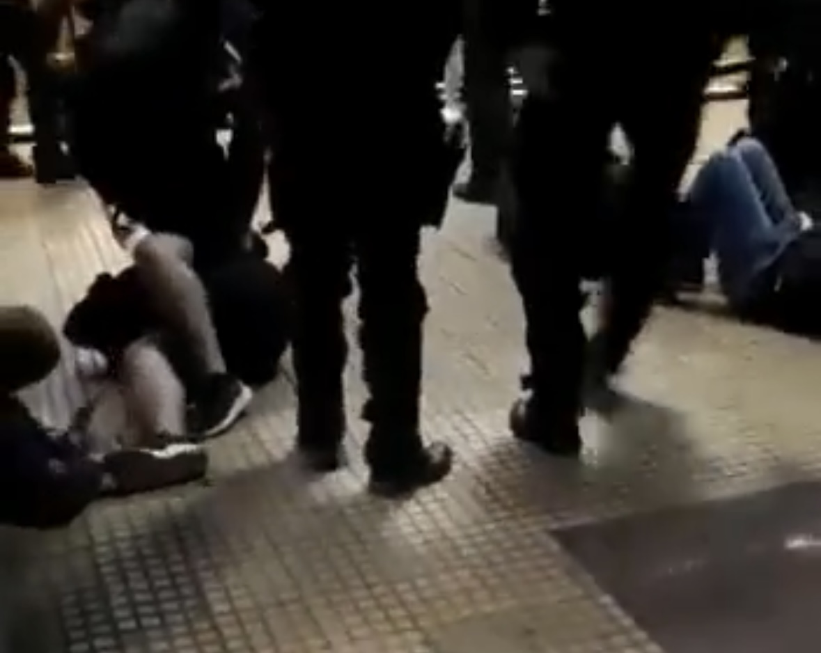 Intervenție brutală a trupelor speciale la metroul din București – așteptăm explicații oficiale
