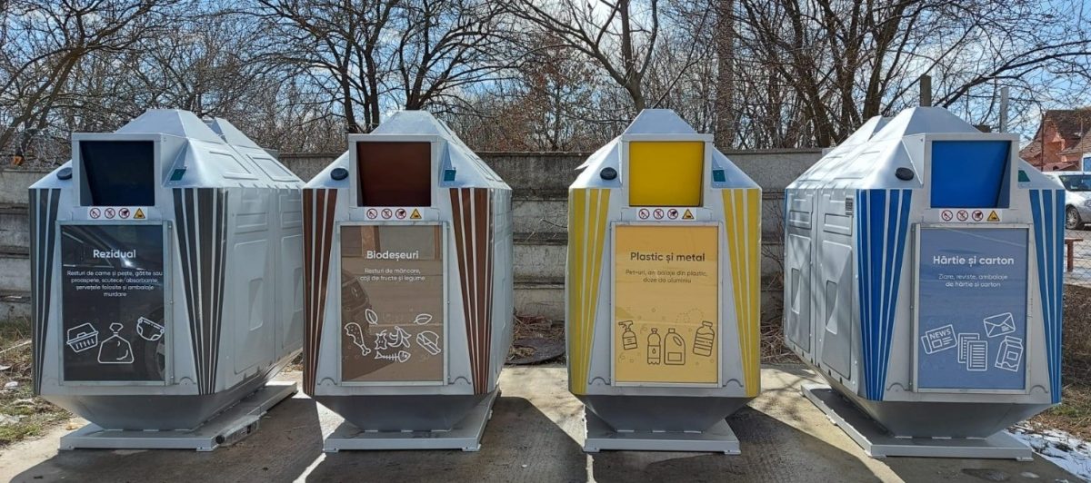 Apar primele insule ecologice digitalizate în România! Accesul la containerele de gunoi, doar cu telefonul mobil