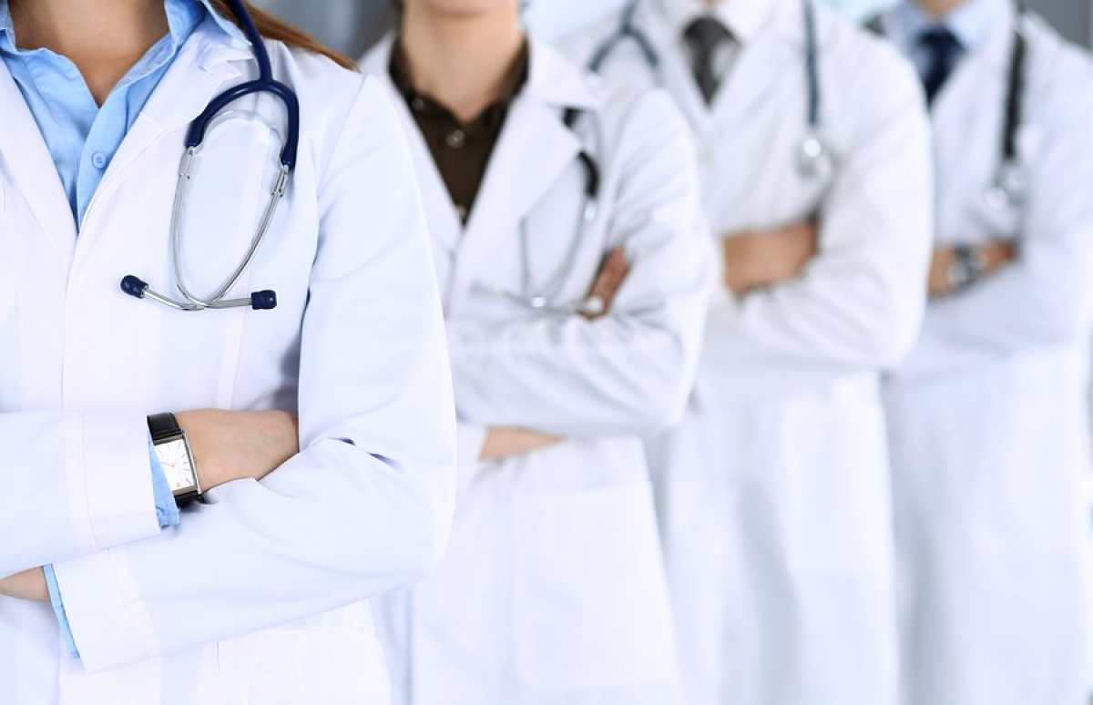 Medicii sunt nemulțumiți de plata gărzilor din spitale. Se cere demisia lui Rafila în cazul în care nu vine cu un rezultat