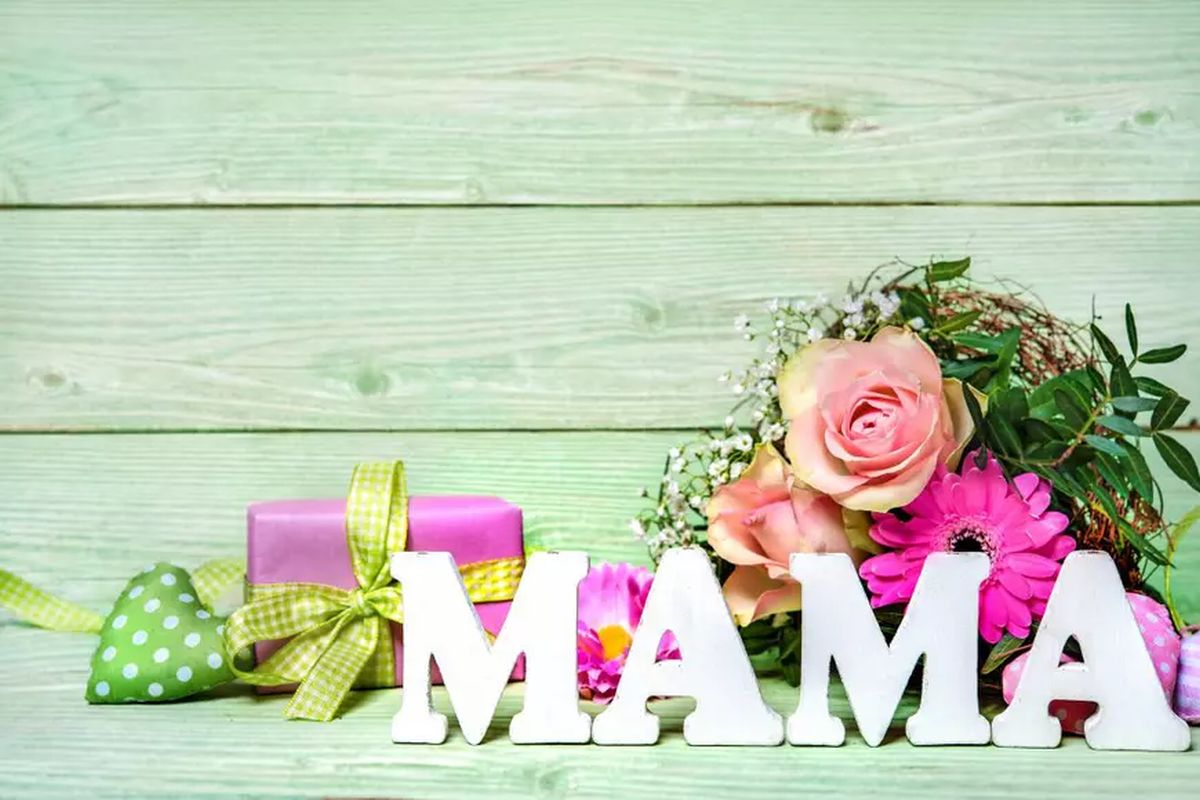 Mesaje de 8 Martie pentru mama. Urări pline de iubire și recunoștință