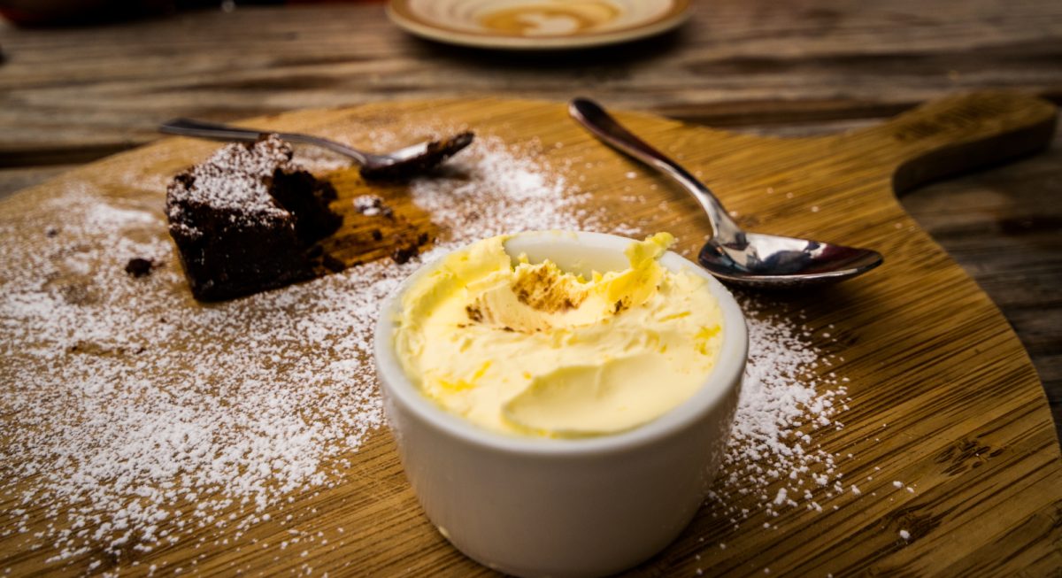 Pastă de vanilie făcută în casă. Care este secretul unui desert cremos și aromat