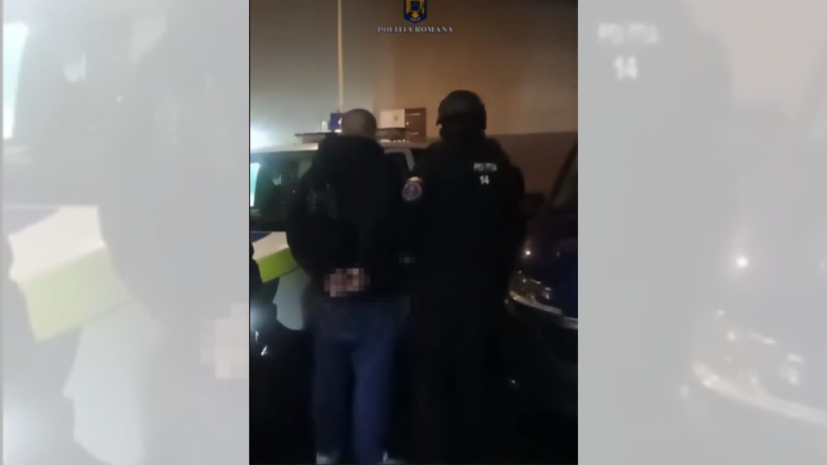 Urmărit internațional, adus în țară de polițiștii ieșeni