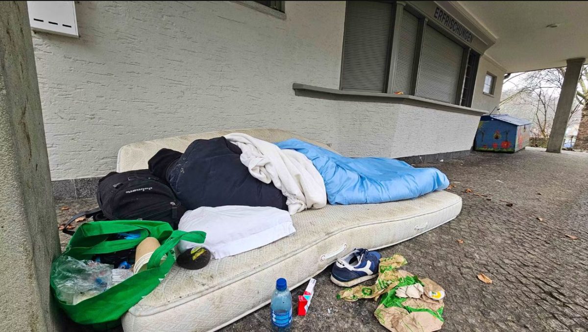 Povestea unui român care câștigă 4.000 de franci pe lună doarme pe străzi în Elveția