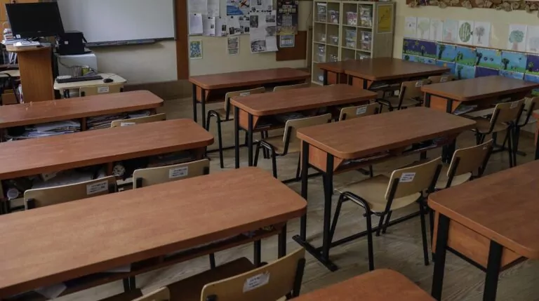 Profesorii din România care ar avea nevoie de ajutor psihologic sau psihiatric se pot confrunta cu probleme. „Este o teamă să se îndrepte către specialist”