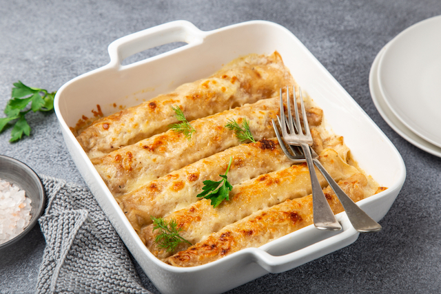 Rețeta pentru clătite cu carne la cuptor! Iată ce să faci să nu-ți iasă niciodată uscate!