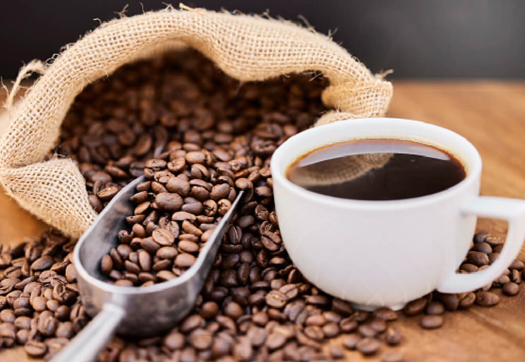 Cele mai bune ore pentru a bea cafeaua! Când să o eviți pentru un somn odihnitor