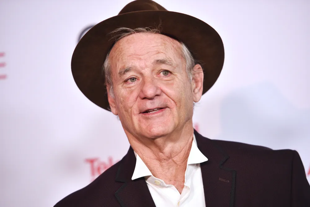 Bill Murray, moment de furie în public! Marele actor a fost surprins când a împins un fan: „Mă ataci din nou așa?”