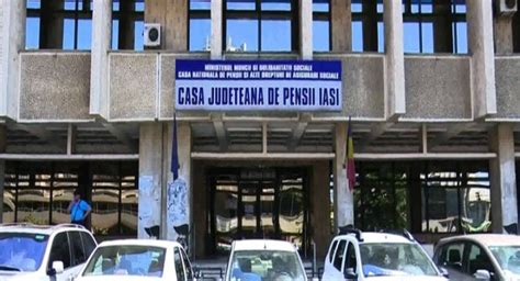 Un pensionar din Iași a dat în judecată Casa de Pensii și primăria. Șapte ani munciți în zootehnie nu au fost luați în calcul la pensie