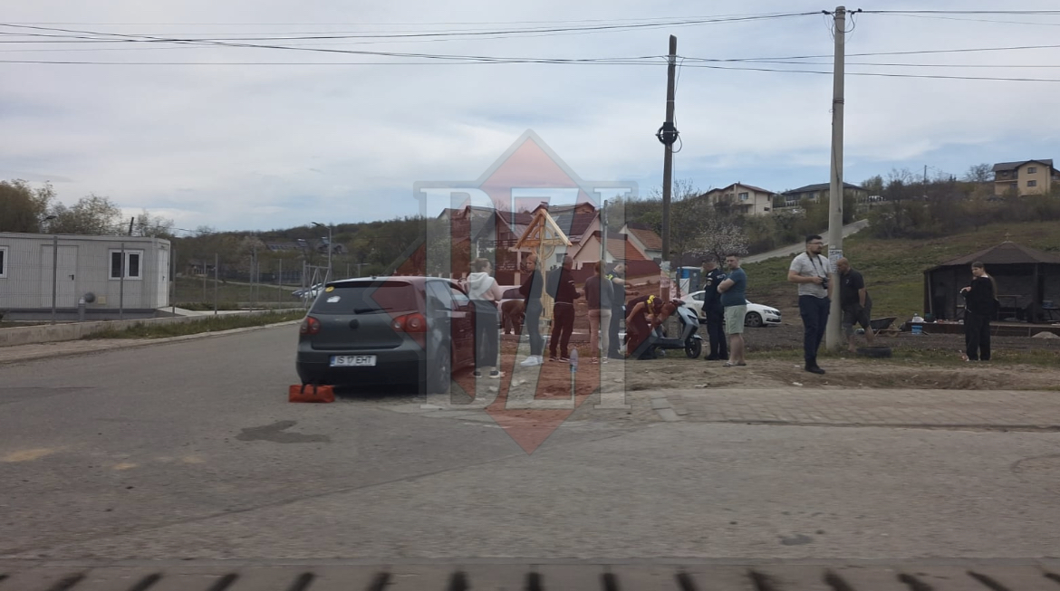 Accident rutier în comuna Tomești! A fost implicat un autoturism și un scuter