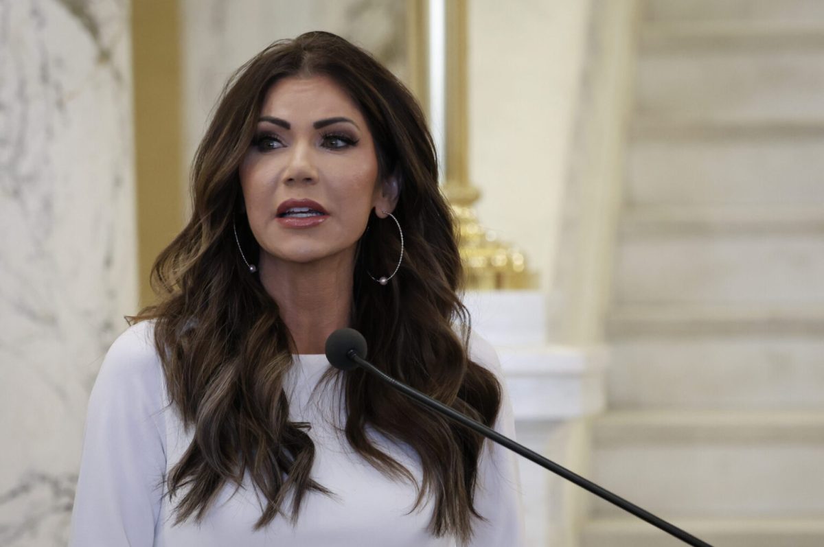 Șefa Departamentului american pentru Securitate Internă, Kristi Noem, a fost victima unui jaf în timp ce lua cina