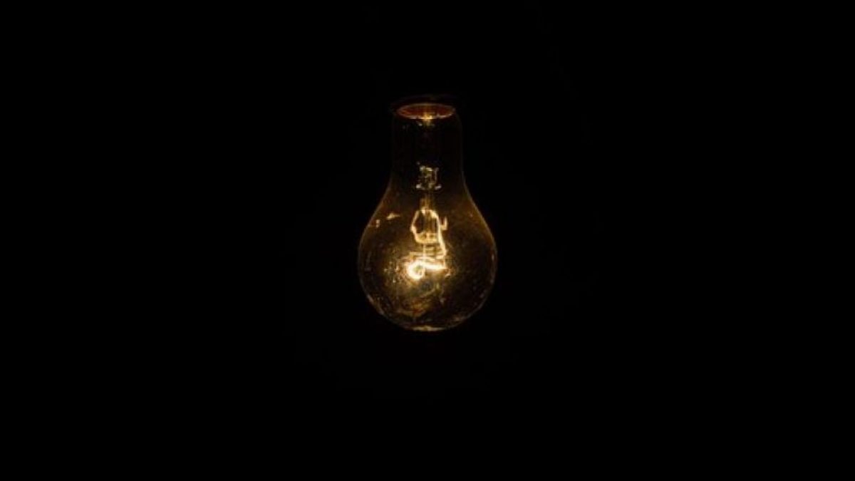 Fenomen atmosferic foarte rar. De ce ar fi avut loc pana majoră de curent din Spania