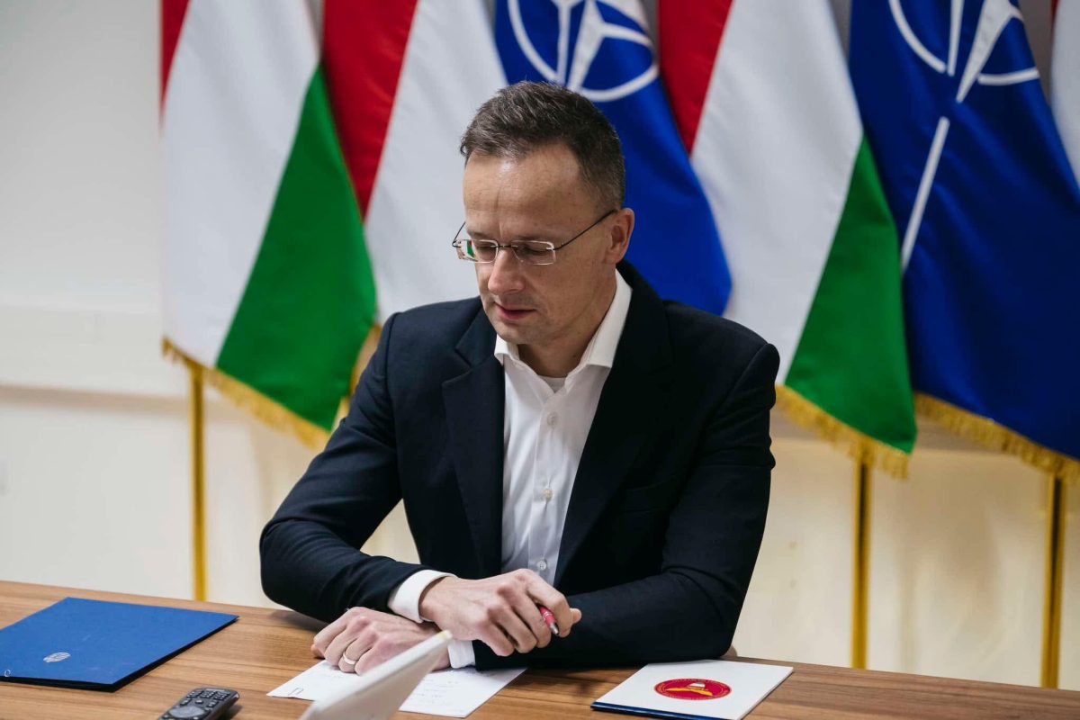 Peter Szijjarto, ministrul de Externe dă asigurări că o bună parte din gazele naturale din România vor ajunge în Ungaria