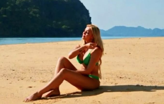 Raluca Zenga a făcut senzație în costum de baie! Totul s-a întâmplat în ziua de Paşte