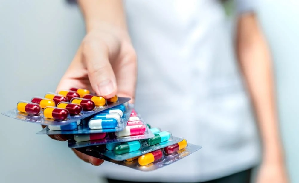 Ce tratament de făcut acasă este eficient pentru infecția cu Clostridium? O bacterie ucigașă rezistentă la antibiotice!