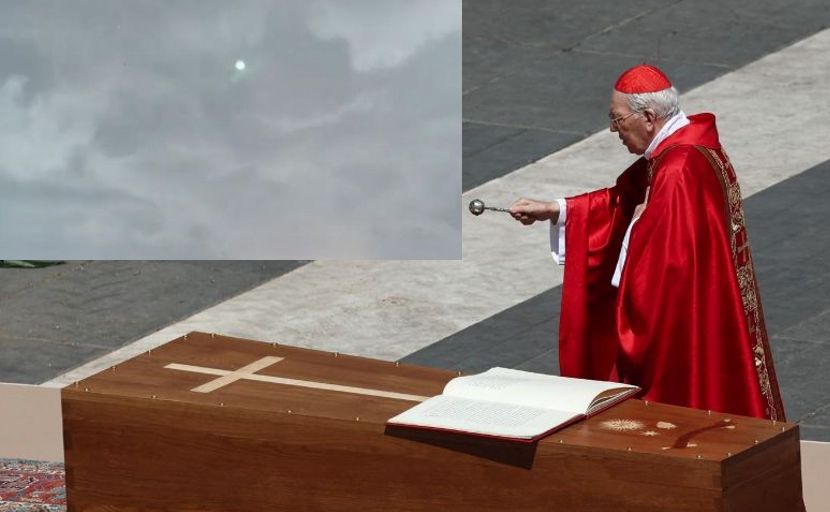 Ce a apărut pe cer în timpul înmormântării lui Papa Francisc: „Poarta Raiului s-a deschis pentru el!”