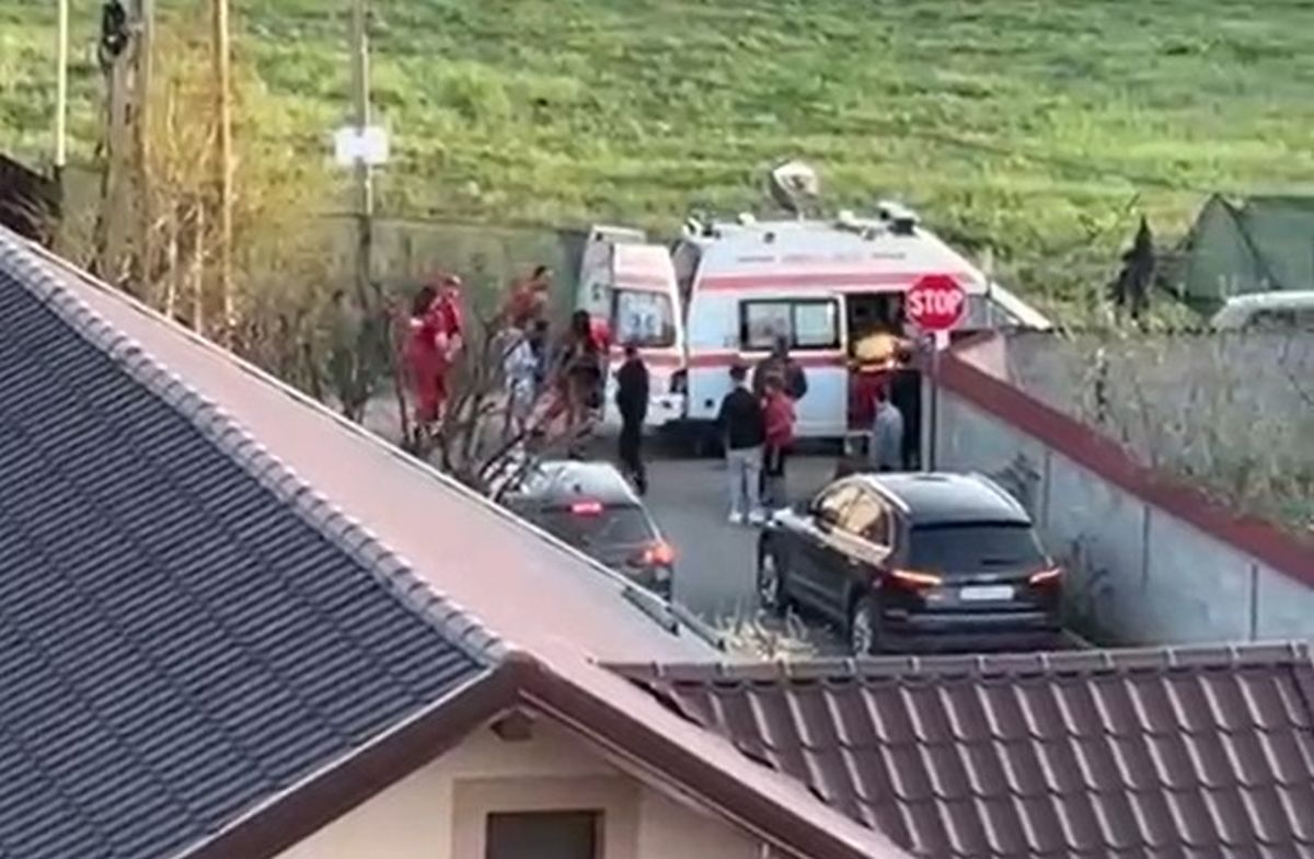 Accident rutier în Valea Lupului! Un copil care se afla pe o trotineră a fost lovit de un autoturism