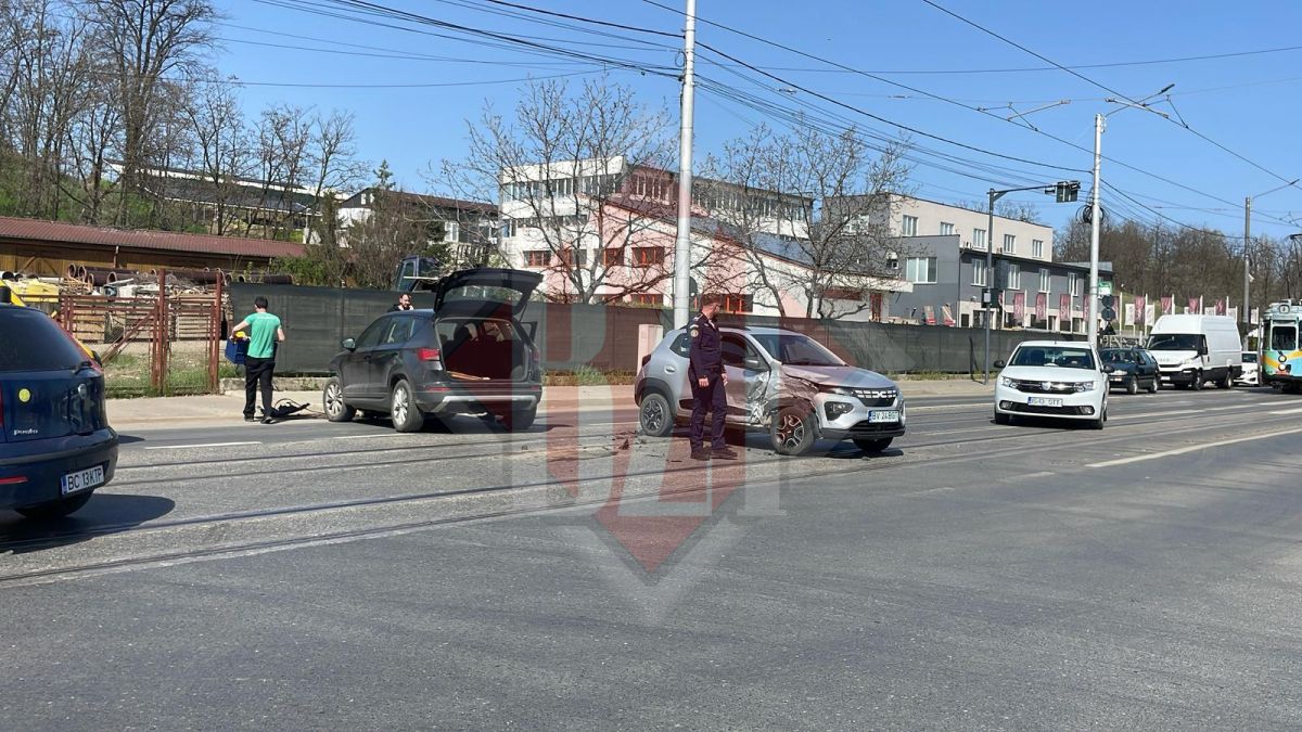 Accident rutier în Iași. Două autoturisme s-au izbit puternic – UPDATE