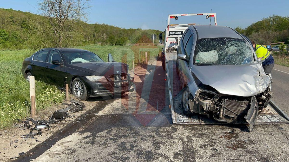 Accident rutier pe bulevardul C. A. Rosetti. Trei persoane au fost rănite, după ce două autoturisme au intrat în coliziune – UPDATE
