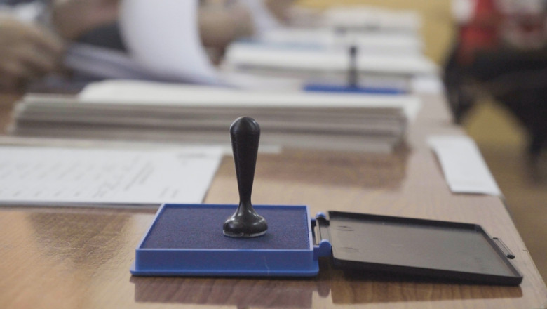 Alegeri prezidențiale 2025! Câți bani vor primi membrii secțiilor de votare, președinții și observatorii 