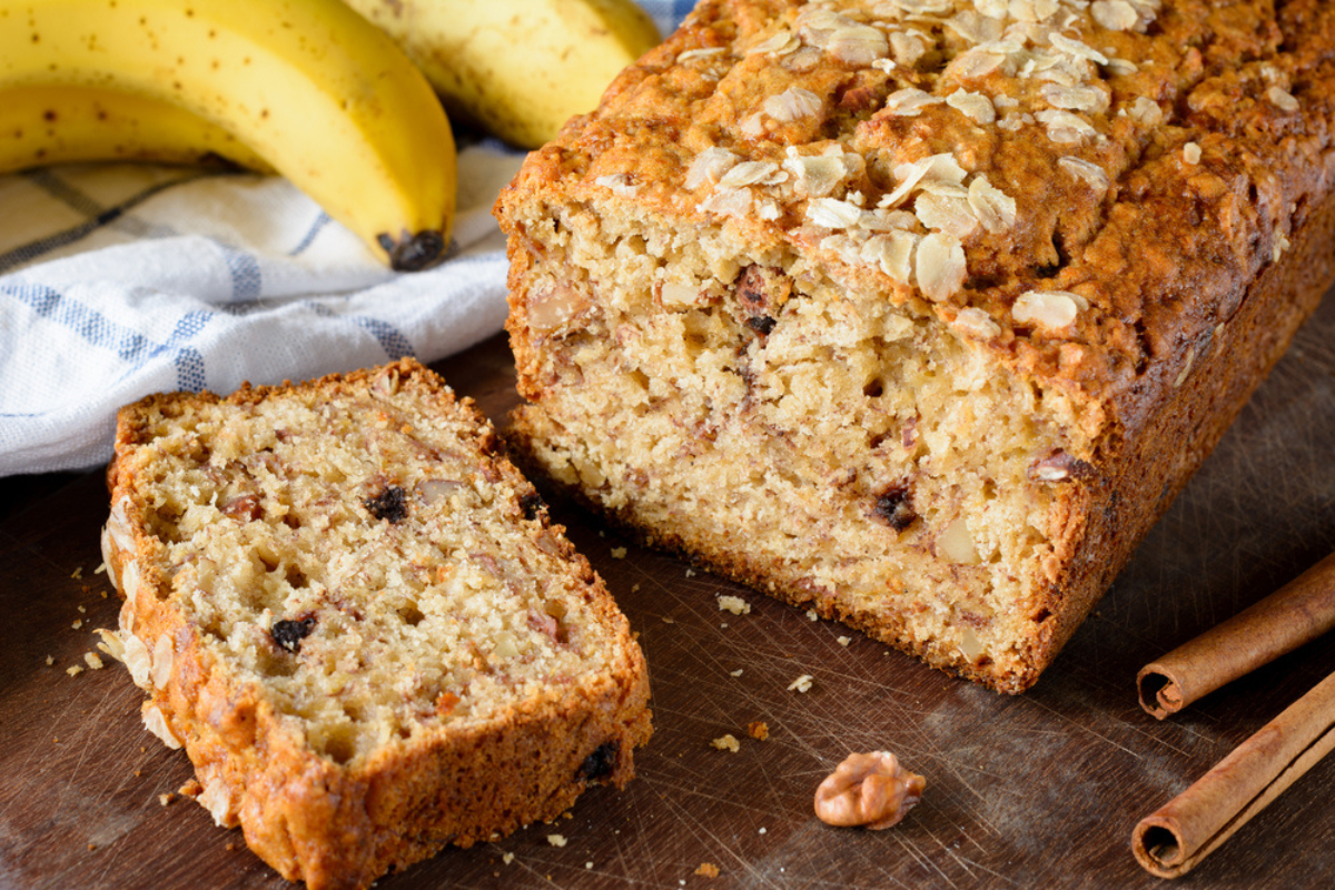 Banana bread cu ovăz – Rețetă delicioasă și foarte sănătoasă, ideală pentru gustările din timpul zilei