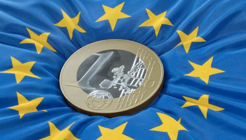 Adio, bani cash, de la 1 octombrie 2025! Decizia e luată de Banca Centrală Europeană