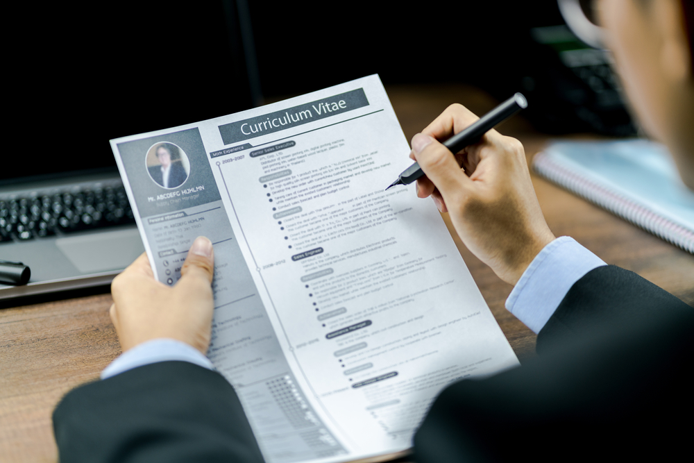Cum se face un CV și ce trebuie să conțină? Iată ce trebuie să știi!