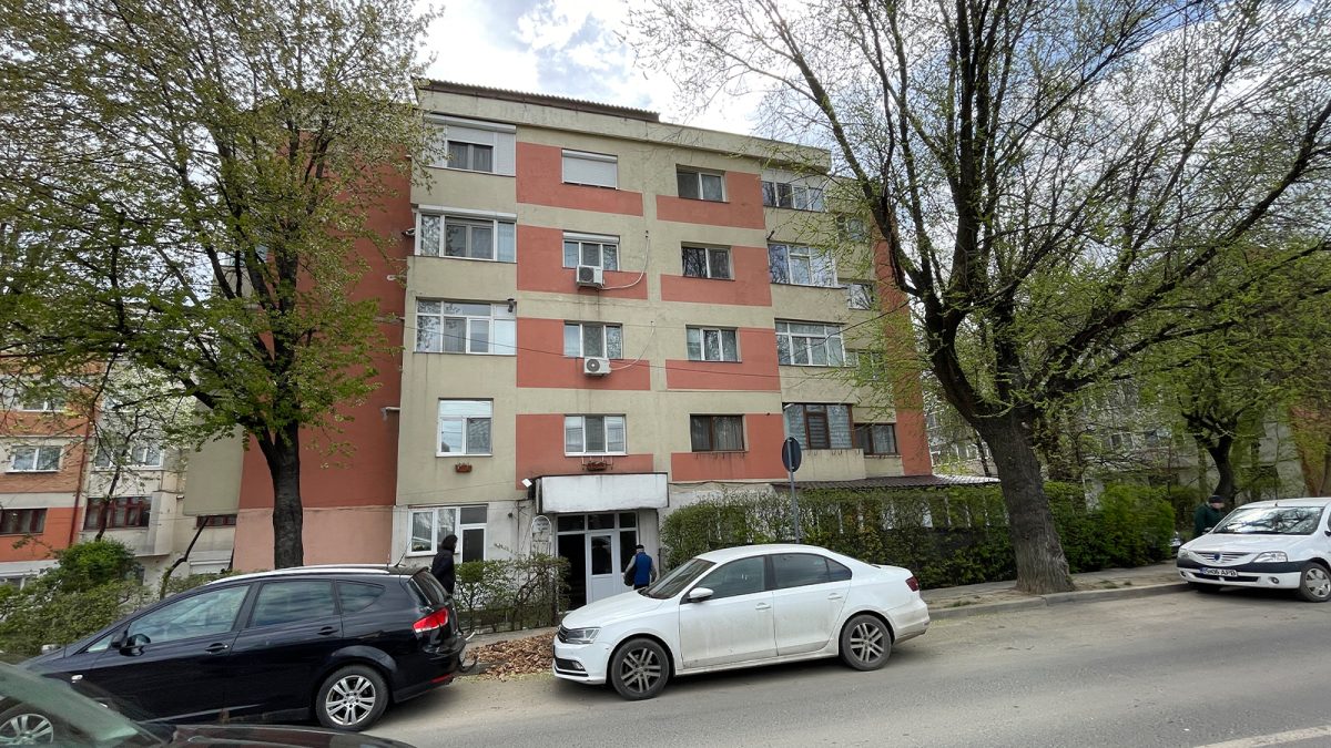 În acest bloc din Iași ar trebui să fie cele mai scumpe apartamente din tot orașul. Motivul: A fost construit pe un sistem care îl face rezistent la cutremure de până la 8 grade pe scara Richter