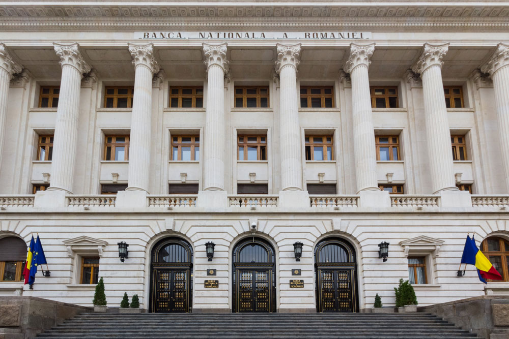 BNR: Rezervele internaționale ale României, în scădere abruptă