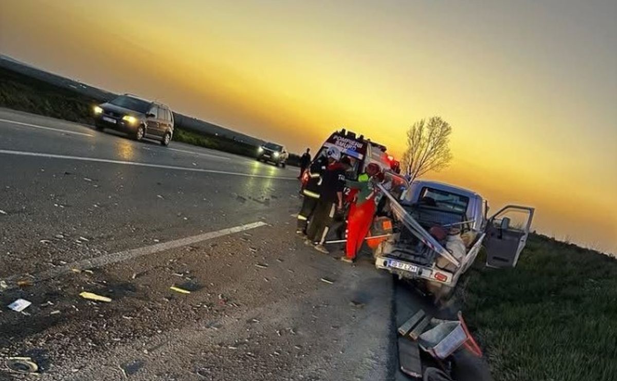 Accident rutier în județul Iași! O autoutilitară și un autoturism au intrat în coliziune