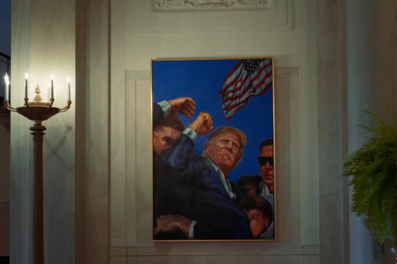 Tablou de luptă: Portretul însângerat al lui Trump înlocuiește portretul lui Obama la Casa Albă