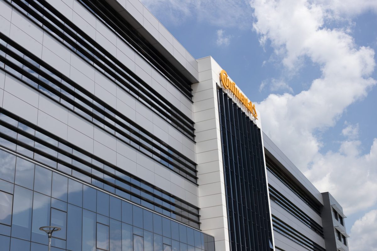 Continental își rebranduiește divizia Automotive sub numele Aumovio