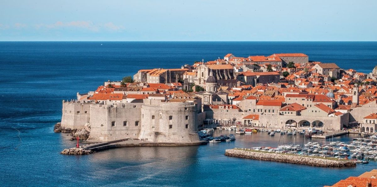 Unde găsești cea mai curată apă din Europa! Țara ideală pentru o vacanță de vis