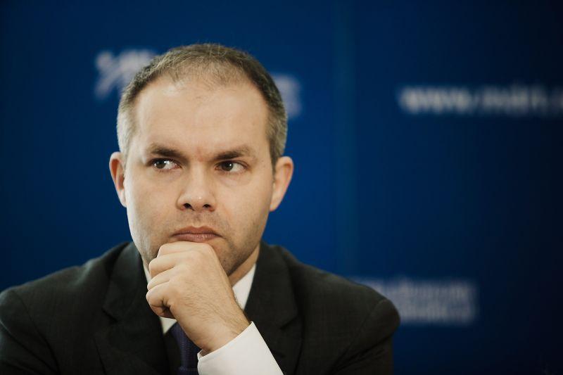 Cine este soția lui Daniel Funeriu. Cu ce se ocupă Sandra Denise Grasser