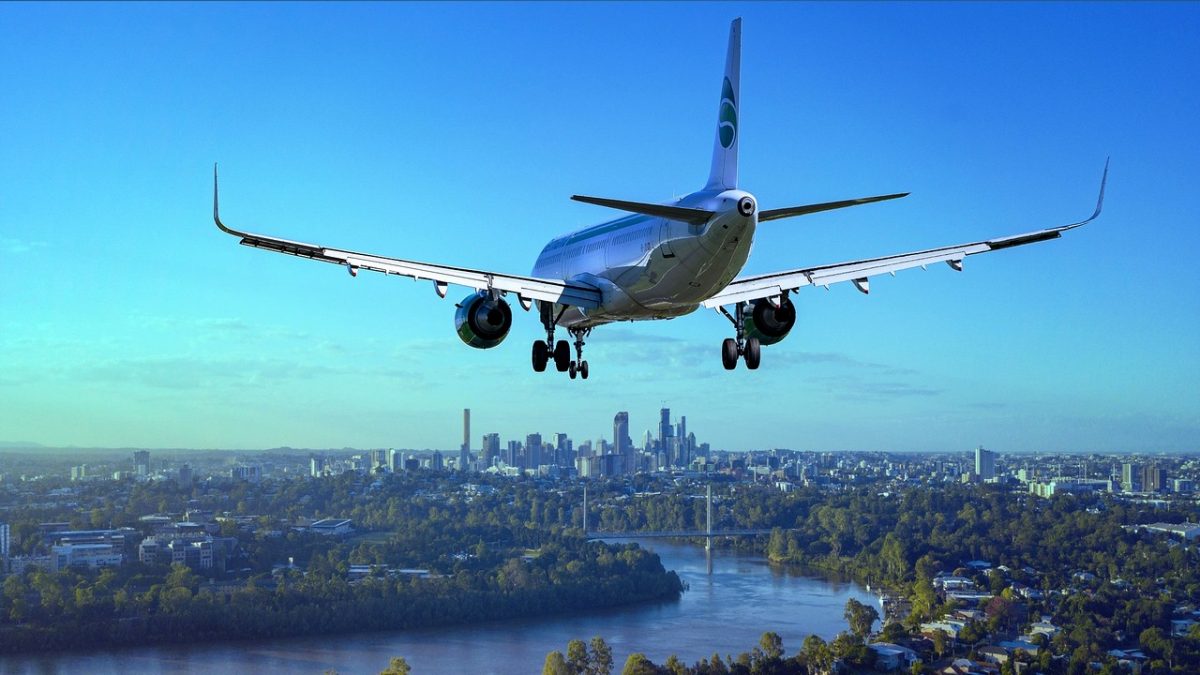 Noi reguli pentru călătoriile aeriene! Documentul care devine obligatoriu din 7 mai 2025