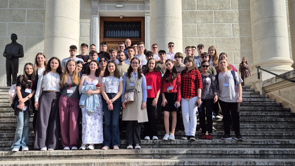 Iașul, din nou pe podiumul premianților la Olimpiada Națională de Geografie de la Arad. Doi elevi ieșeni calificați la Olimpiadele internaționale de geografie 2025