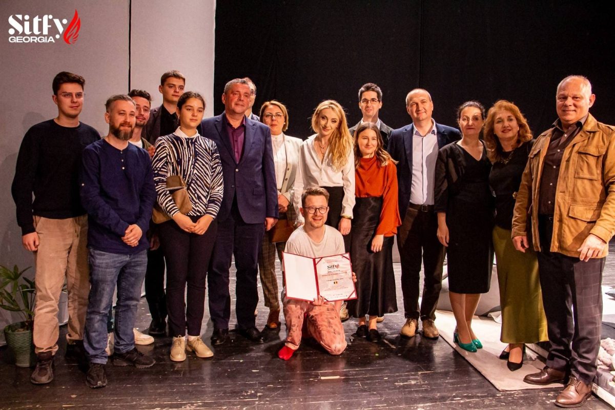 Actrița Ateneului ieșean, Cezara Fantu, premiată la Festivalul Internațional de Teatru pentru Tineret din Georgia