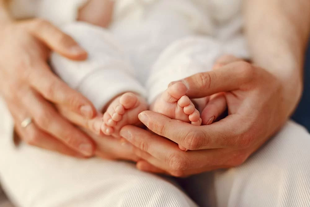 Aceste mame vor pierde dreptul la indemnizația pentru creșterea copilului în 2025! Iată ce prevede legea
