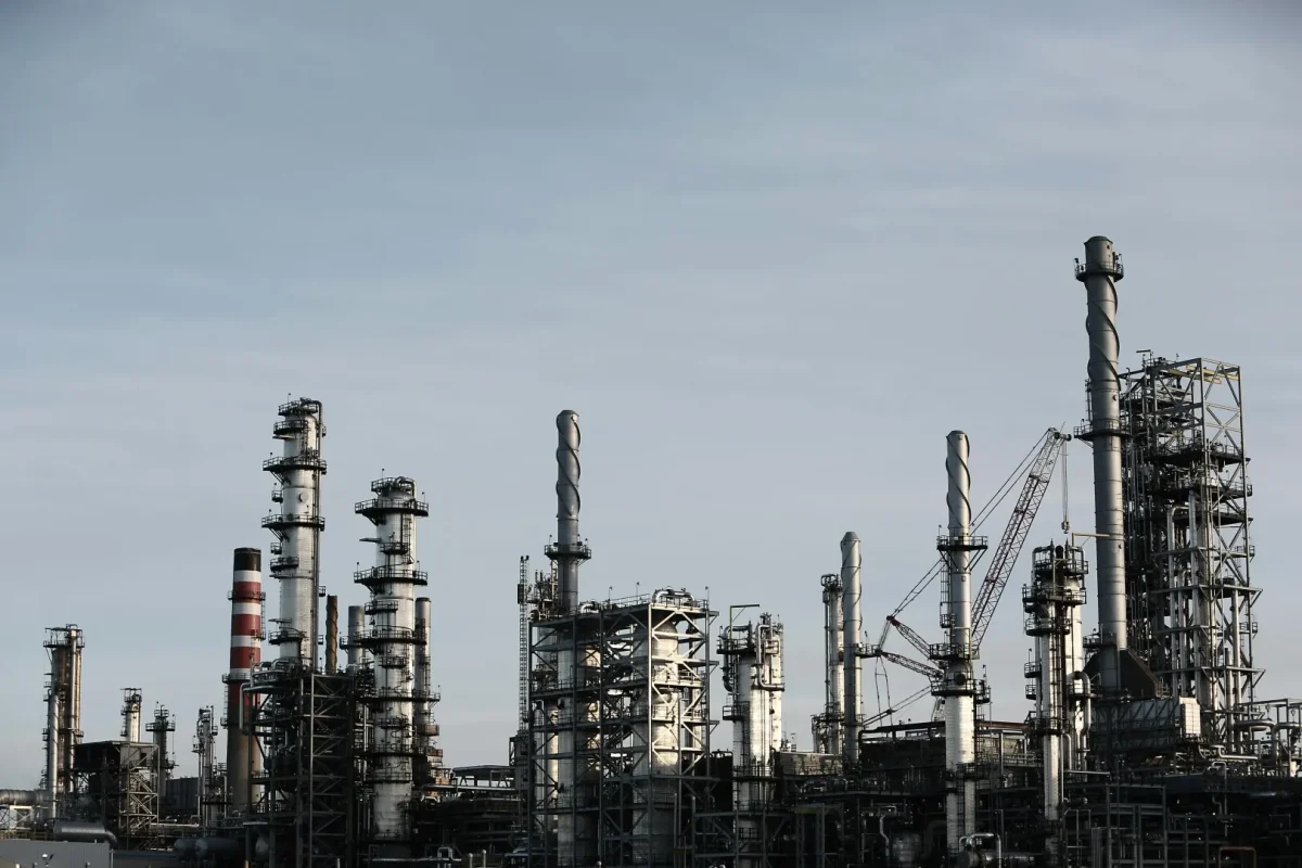 Investiție record în țară! O companie străină a cumpărat o mare fabrică din România