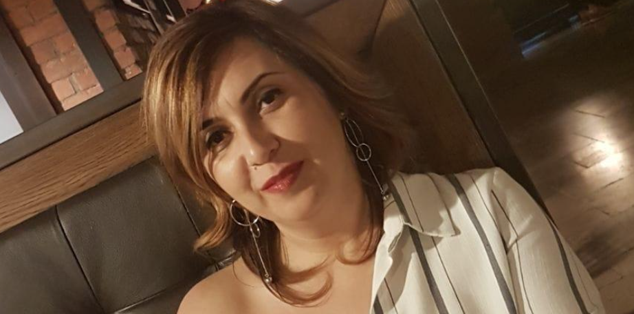 Ce se întâmplă cu fiica milionarului din Arad ucis într-un atentat cu bombă. Femeia şi-a distrus cu o şurubelniţă brăţara de monitorizare