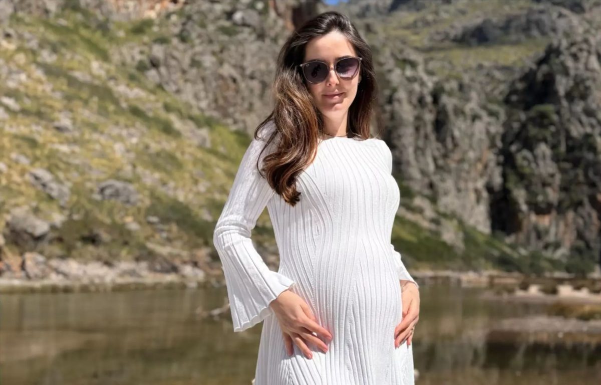Prezentatoarea de la Prima TV va deveni mamă pentru prima dată. Primele imagini cu burtica de gravidă