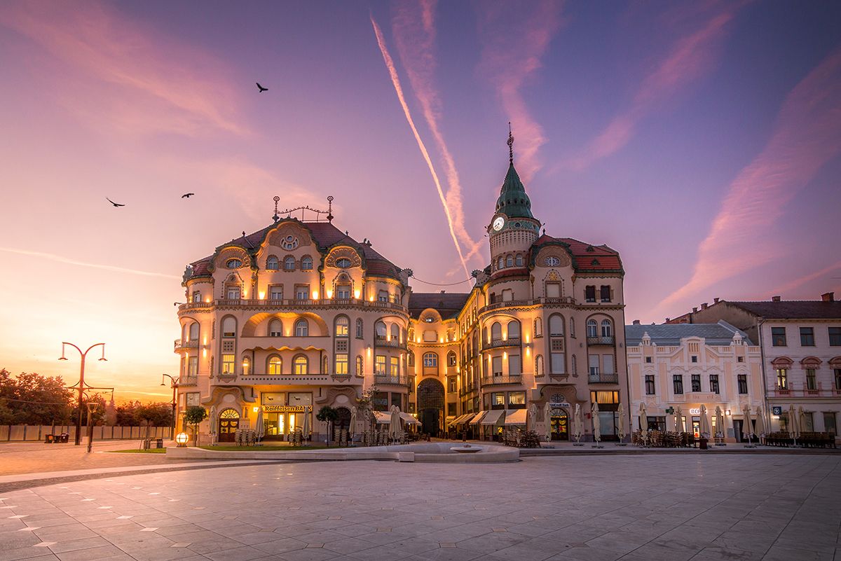 Ce obiective turistice poți vizita în Oradea. Ghid complet pentru un sejur de neuitat în cel mai bogat patrimoniu Art Nouveau din România
