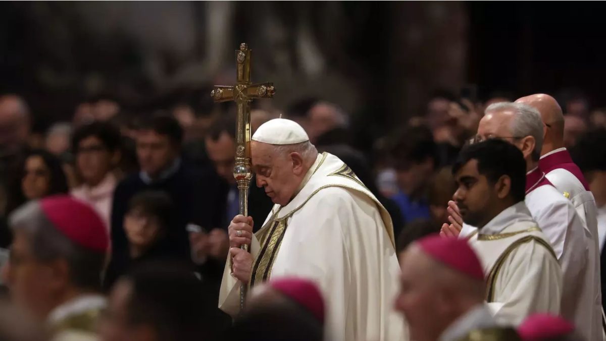 Roma, blindată pentru sosirea autorităţilor. Lumea întreagă își ia adio de la Papa Francisc