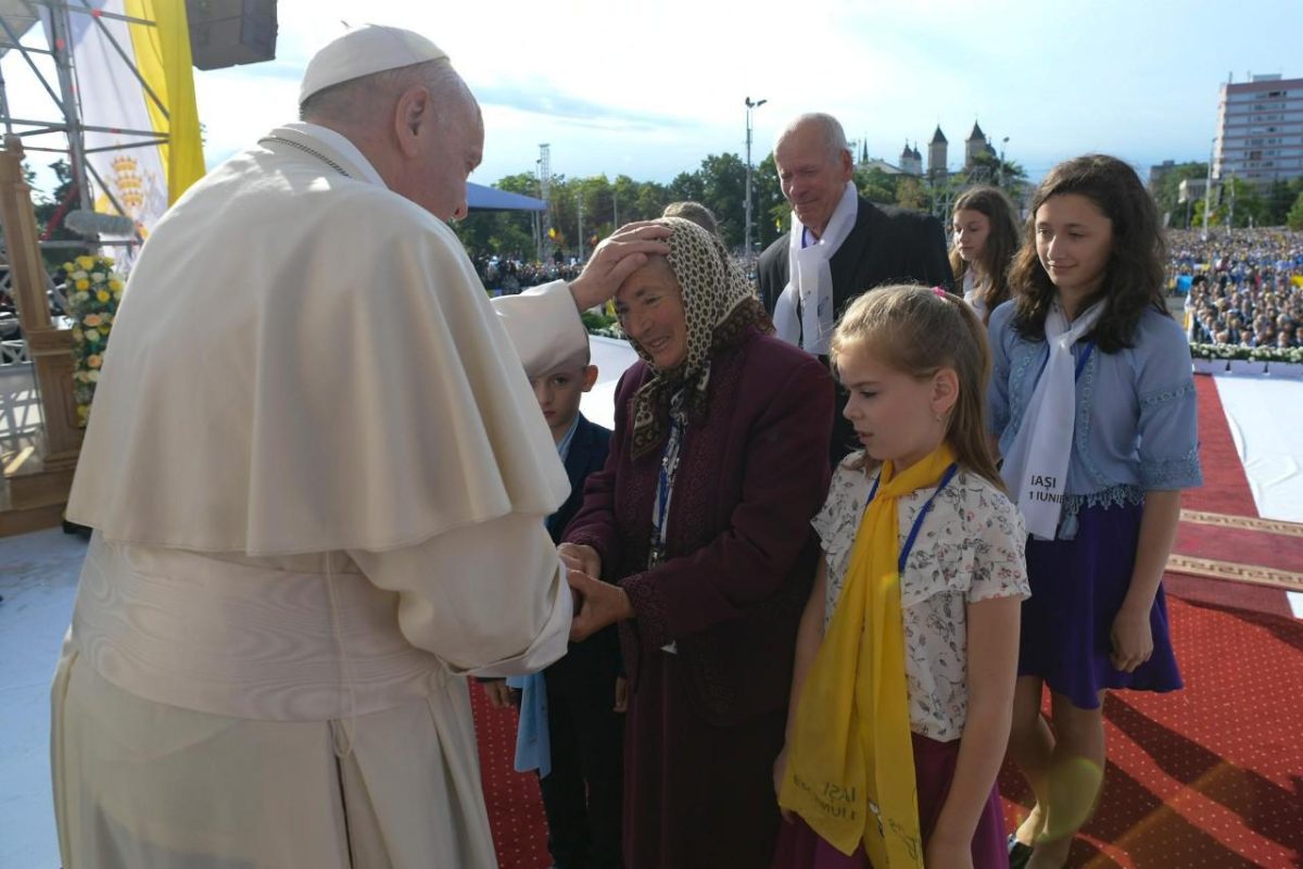 Amintire de neuitat la Iași! Ieșeanca Elisabeta Bălan, emoționată de întâlnirea cu Papa Francisc