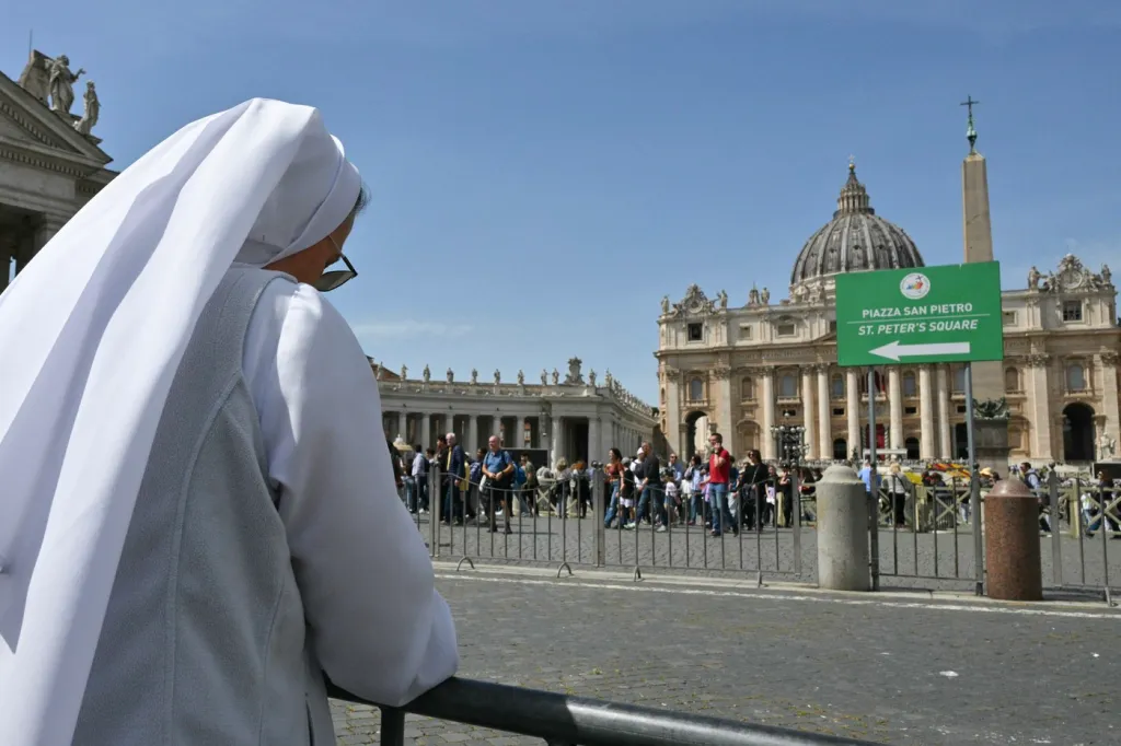 Lacrimi și clopote la Vatican! Papa Francisc s-a stins pe neașteptate, lăsând o lume întreagă în doliu