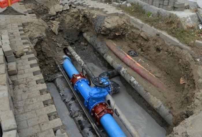 O primărie din județul Iași cheltuie peste 6 milioane de euro pentru extinderea rețelei de apă și canalizare! Care este data-limită de depunere a ofertelor